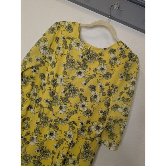 Torrid Butter Yellow Floral Midi Length Wrap Dress Short Sleeves Womens Size 20 - Picture 4 of 8
